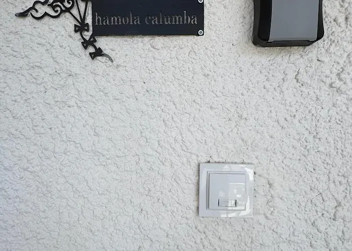Hamola Calumba 9 *